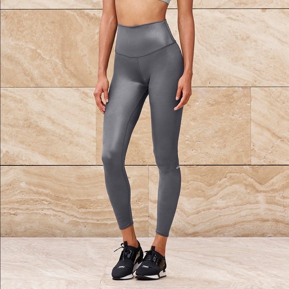 alo yoga shine leggings